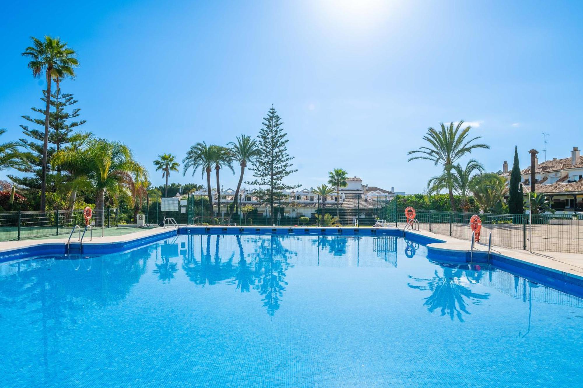 Cozy In 5 Min Walk To The Apartamento Marbella